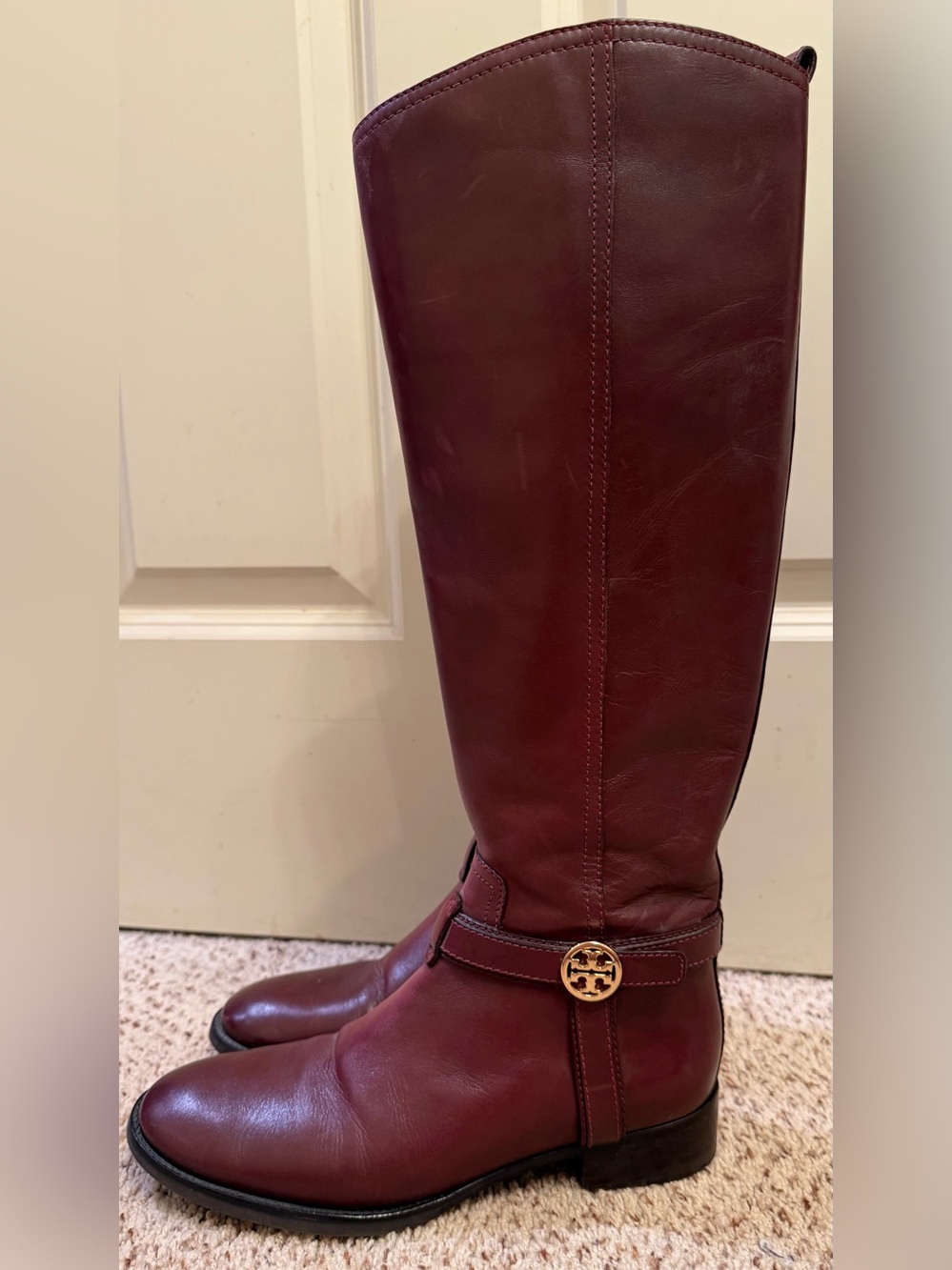 Tory Burch Leather Riding/Knee High Boots in Maroon/Red Leather, Size 8 - Picture 5 of 12